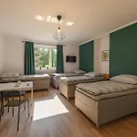 Biala Harcerska 1 Fotonhouse Hostel
