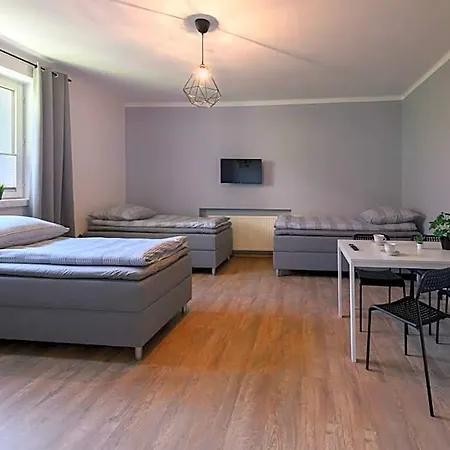 Biala Harcerska 1 Fotonhouse *