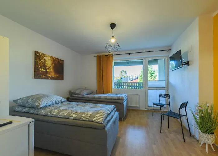 Fotonhouse Komfortowe Dla Firm Biala Harcerska 1 Hostel