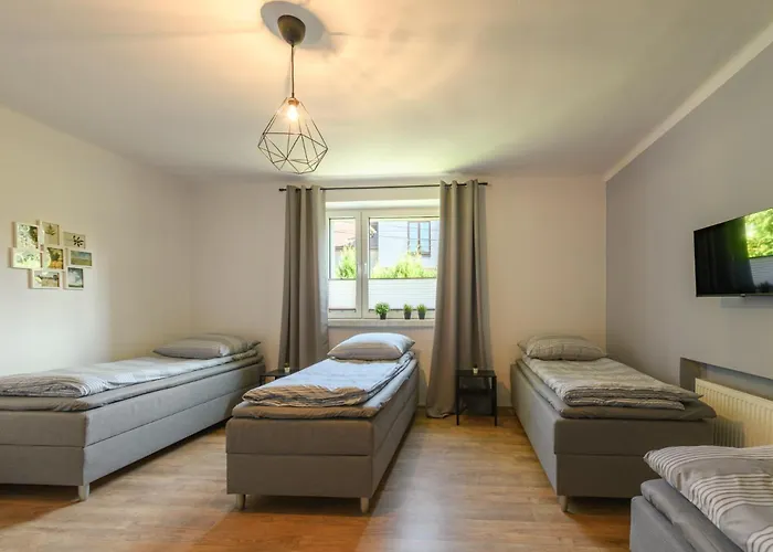 Hostel Fotonhouse Komfortowe Dla Firm Biala Harcerska 1 *