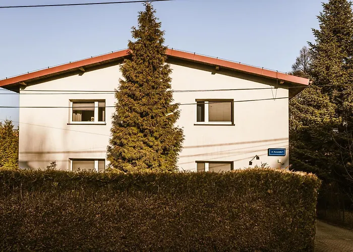 Fotonhouse Komfortowe Dla Firm Biala Harcerska 1 Hostel *